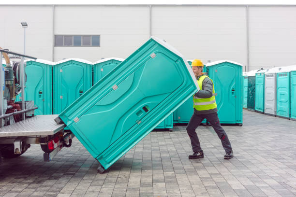 Best Best portable toilet rental  in North Miami, FL